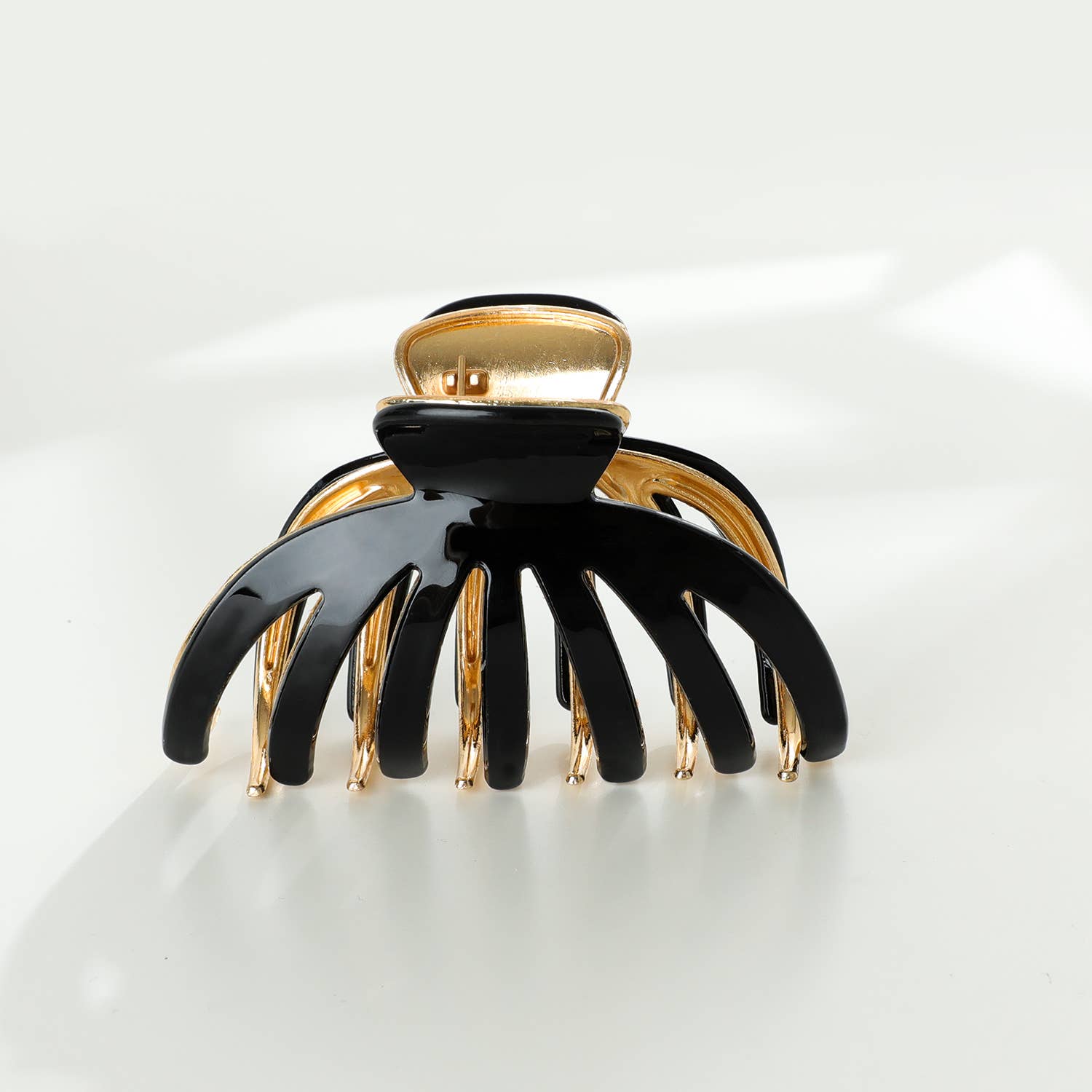 Hailey Solid Gold Metal Octopus Claw Clip - Large
