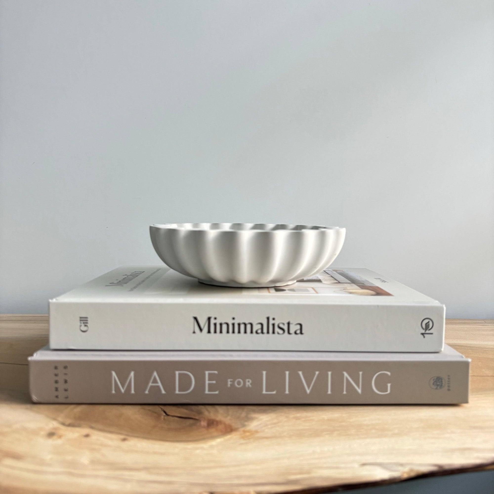 Kyma Concrete Scallop Bowl - Cloth + Cabin